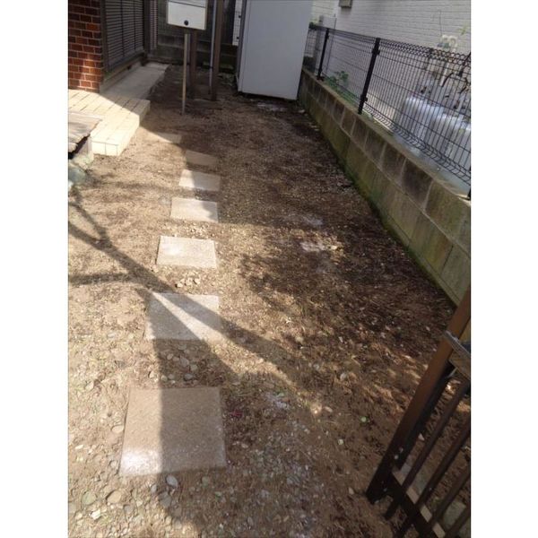 24.草取り作業/国立市